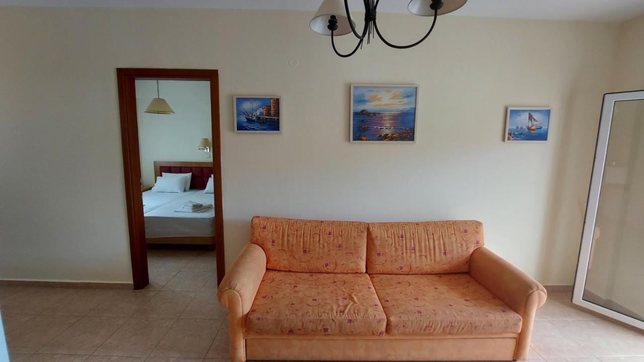 Hotel Kassandros ซีวิรี ภายนอก รูปภาพ